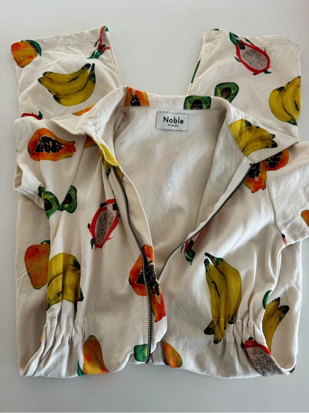Noble utility suit sz 5-6 kids